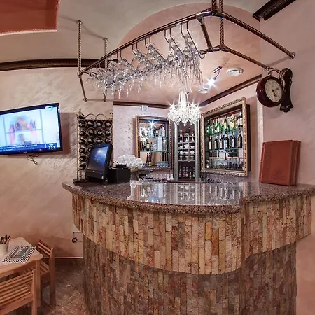 Mountain Krystal 酒店 布克维